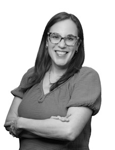 Laura Foglyano headshot